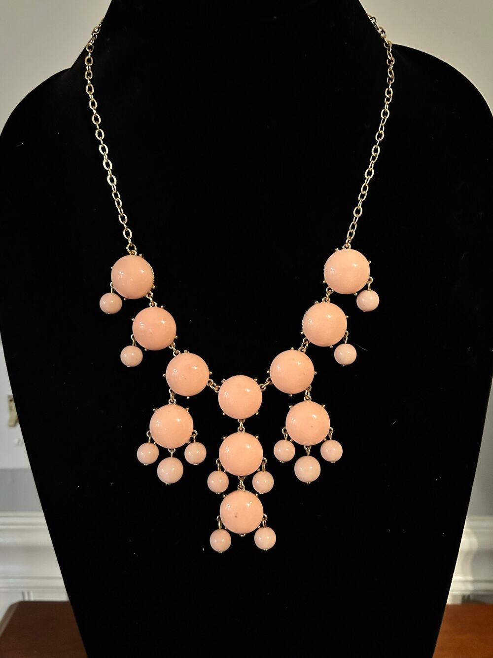 J Crew Style Peach Pink Bubble Statement Necklace Gold Tone Chunky Bib Vtg